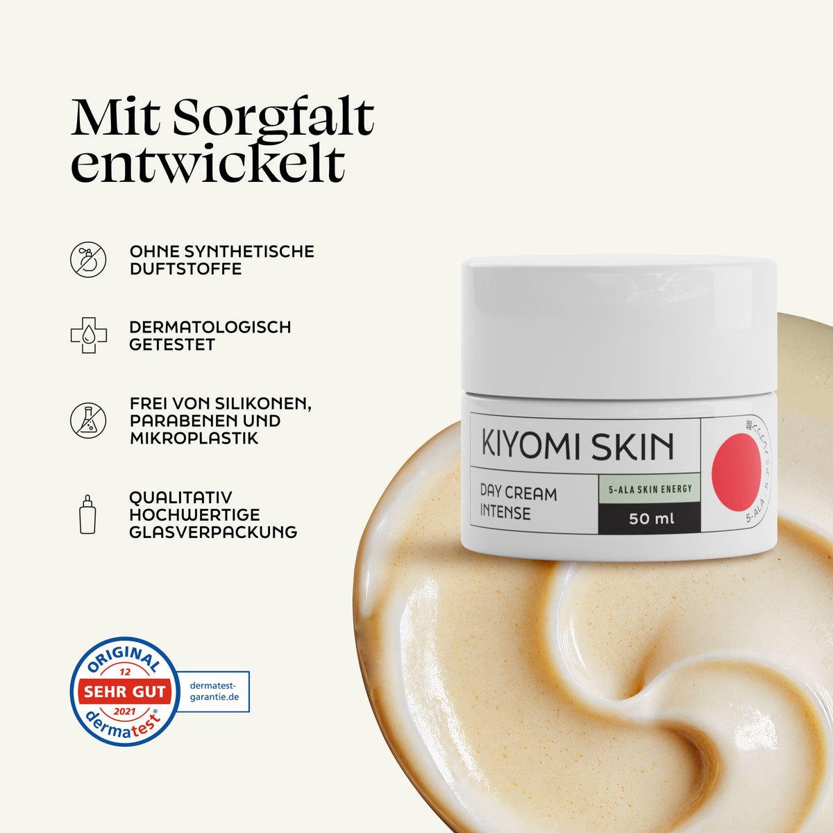 Ein Tiegel der SBI ALApromo Tagescreme Intense auf cremefarbenem Hintergrund, mit deutschem Text, der Eigenschaften wie „intensive Gesichtspflege für empfindliche Haut“ beschreibt, einem Zertifizierungssiegel und den Highlights der innovativen 5-ALA-Creme-Formel.