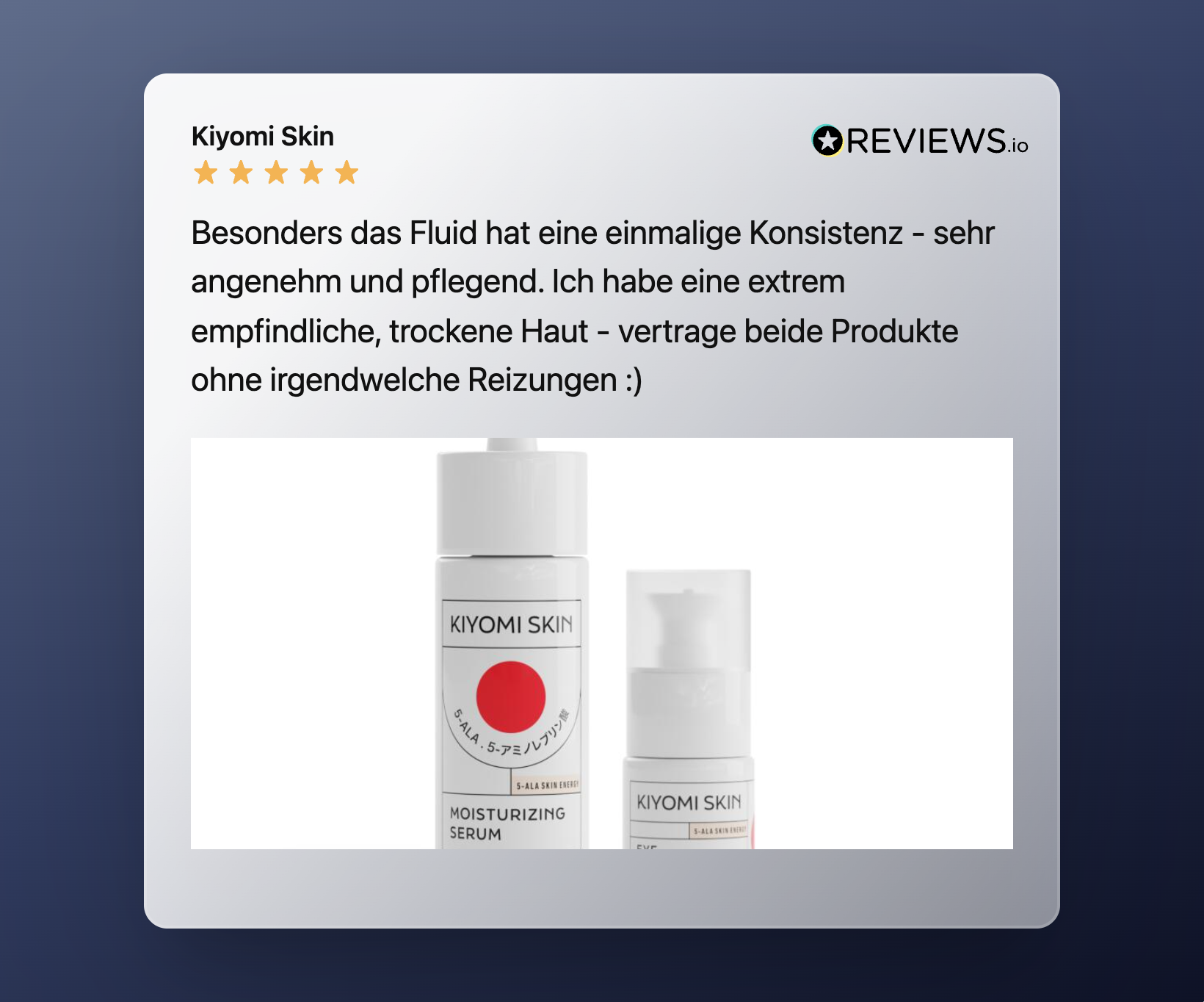 Early Morning Essentials Feuchtigkeitsserum im weißen Flakon neben einem weiteren Pflegeprodukt in eleganter Verpackung.